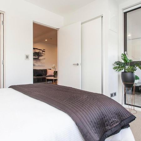 Spacious One Bedroom Apartment In Newmarket Auckland Exterior foto
